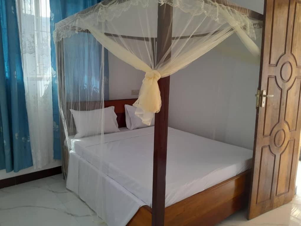 Zansi Beach House Nungwi Exterior photo